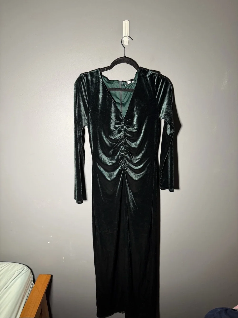 Baltic Born Kourtney Velvet Maxi Dress Size Medium - Picture 2 of 5